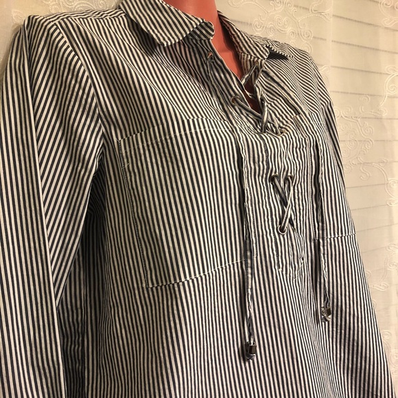 Michael Kors | Striped Lace Up Top - Picture 4 of 7